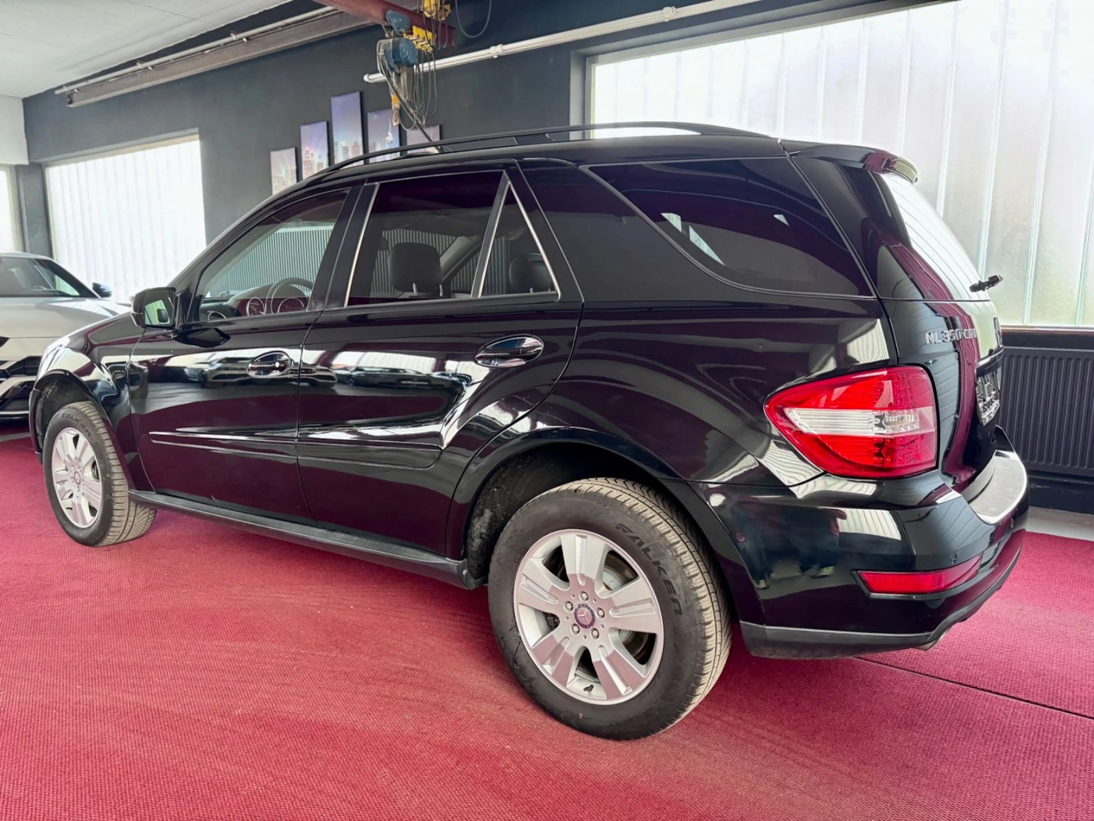 Mercedes-Benz ML 350 CDI 4Matic AHK Glasdach Comand Xenon Leder — photo 8