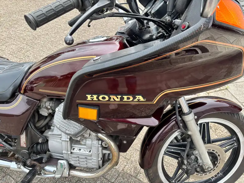 Honda GL 500 - foto 2