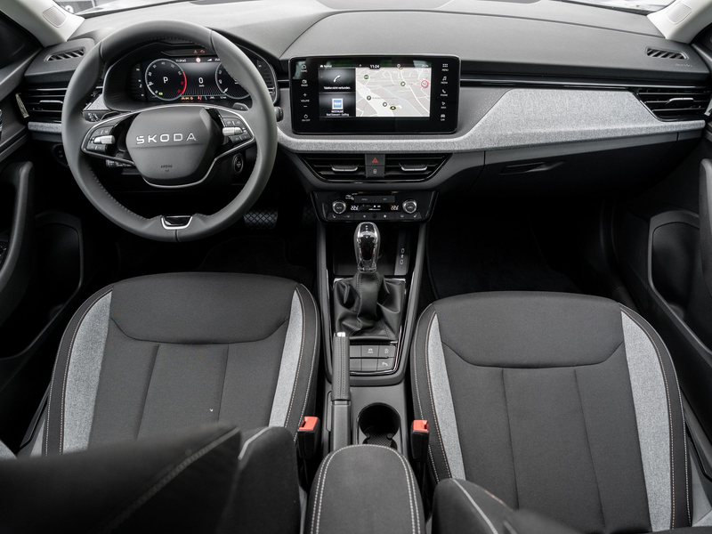 Skoda Kamiq Balance 1.5 TSI DSG AHK Navi Virtual ACC — photo 11
