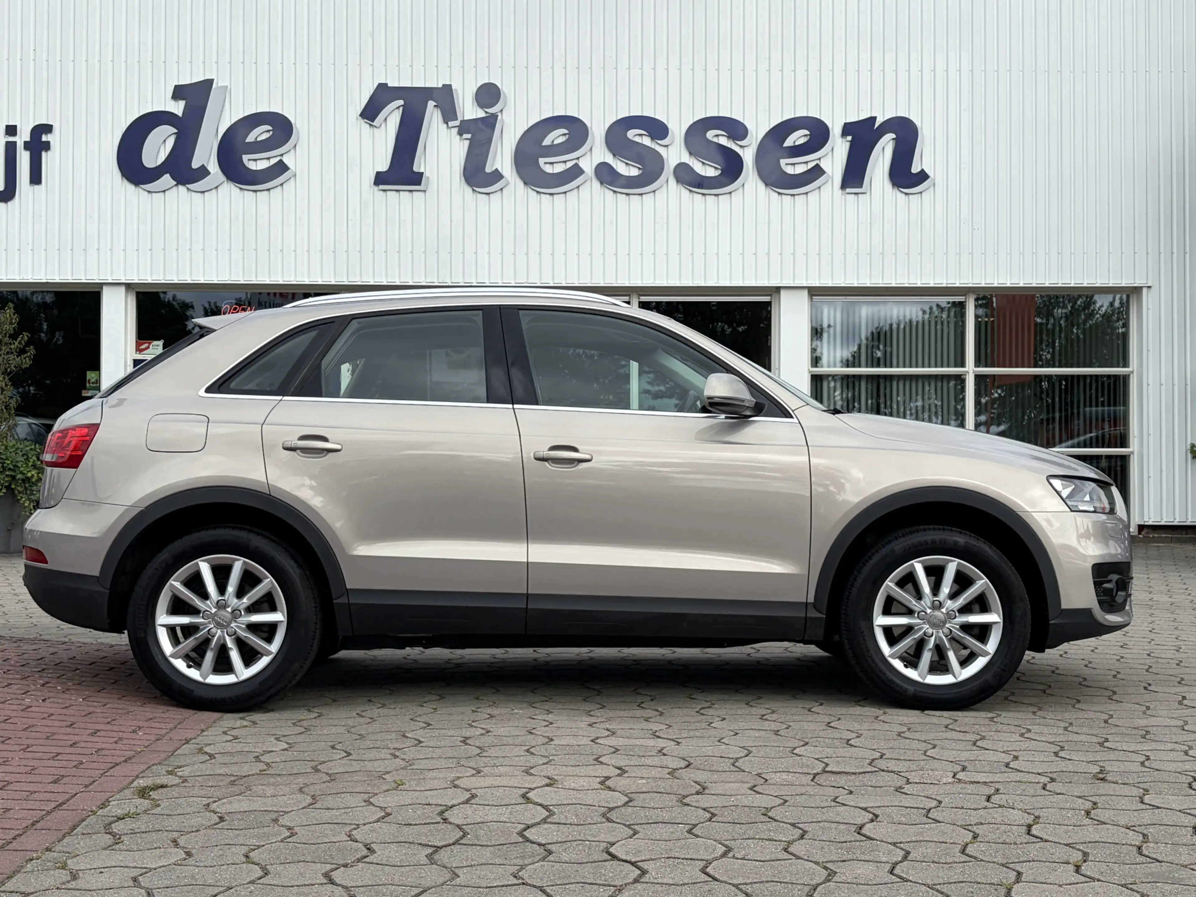 Audi Q3 1.4 TFSI Pro Line | Trekhaak | Navi | PDC | Rijkla — photo 5