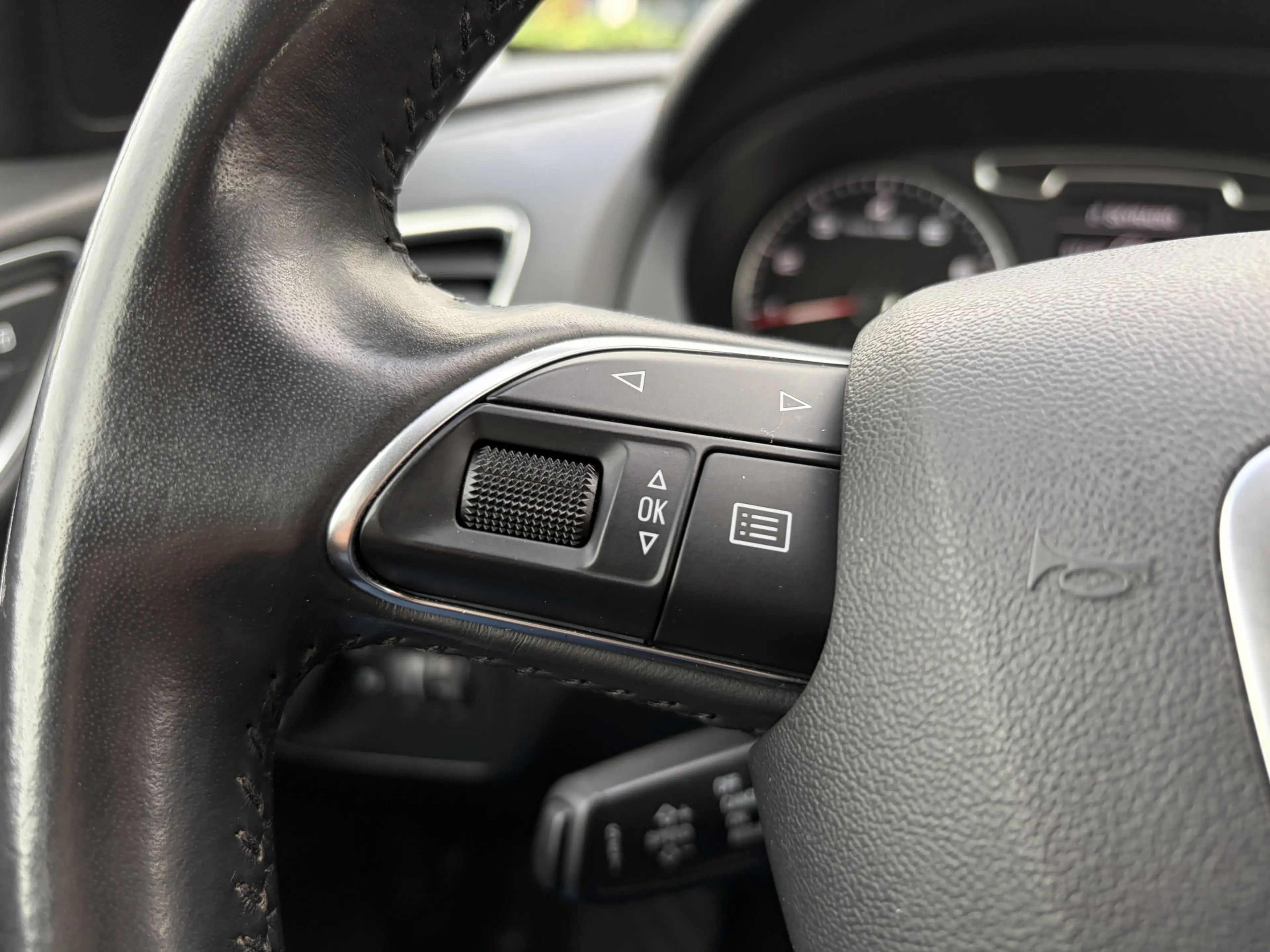 Audi Q3 1.4 TFSI Pro Line | Trekhaak | Navi | PDC | Rijkla — photo 14
