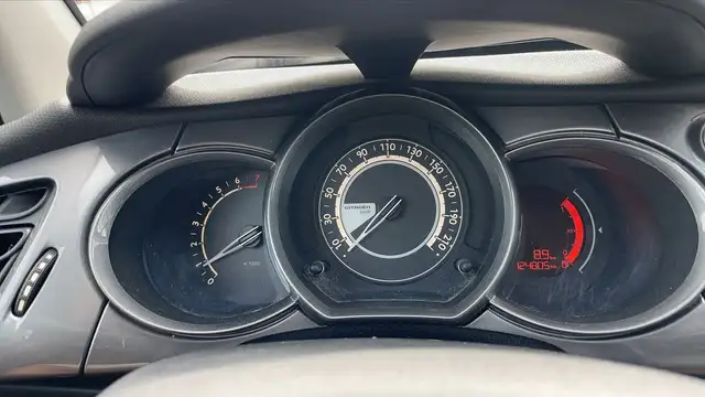 Citroen C3 view 12