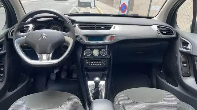 Citroen C3 view 11
