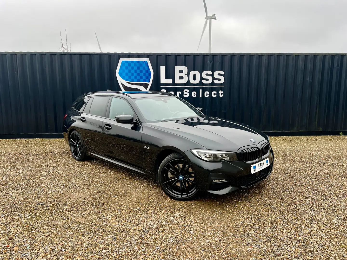 BMW 320 Touring 320eAS PHEV Noir - 1