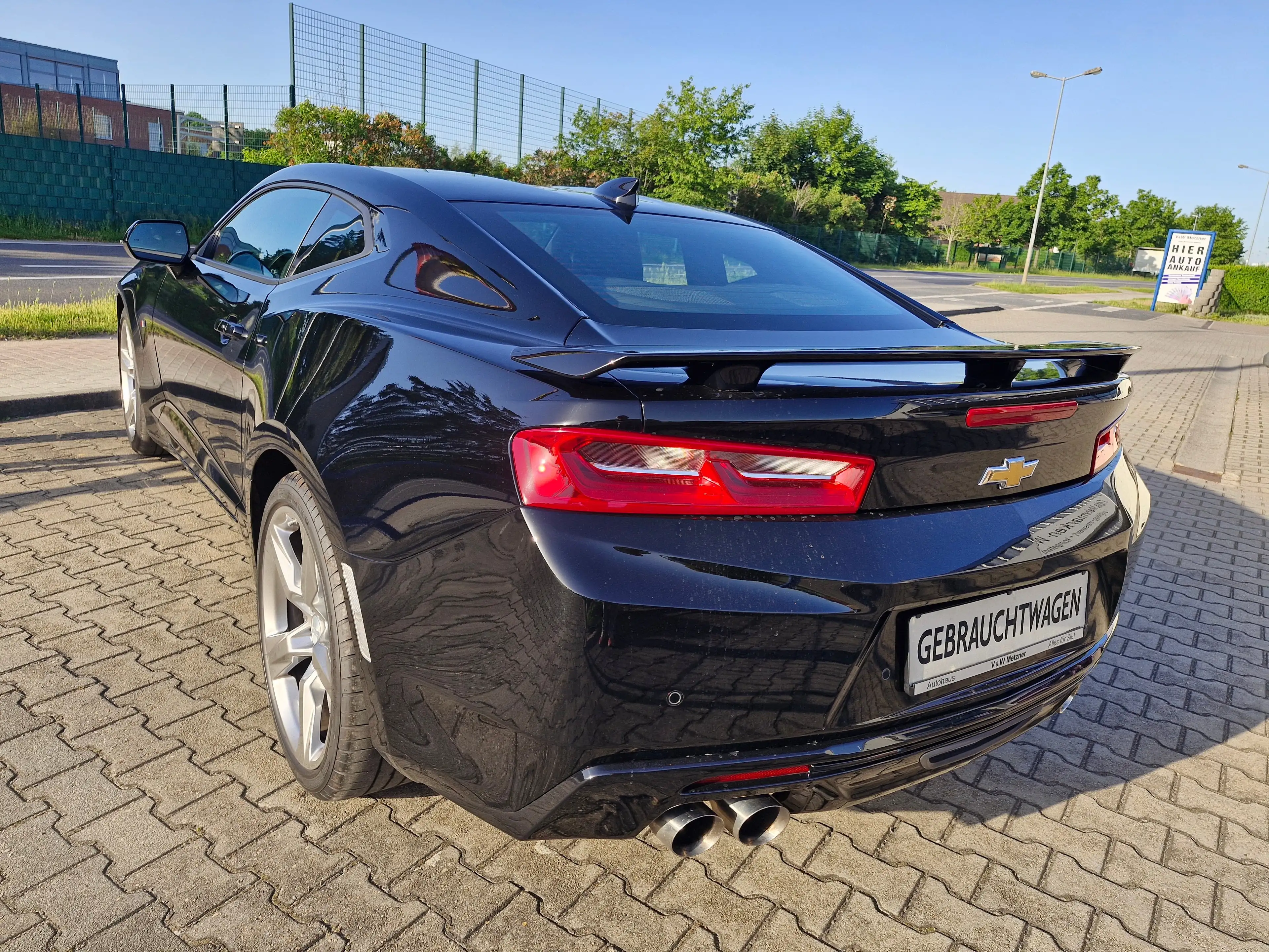 Chevrolet Camaro V8 — photo 9