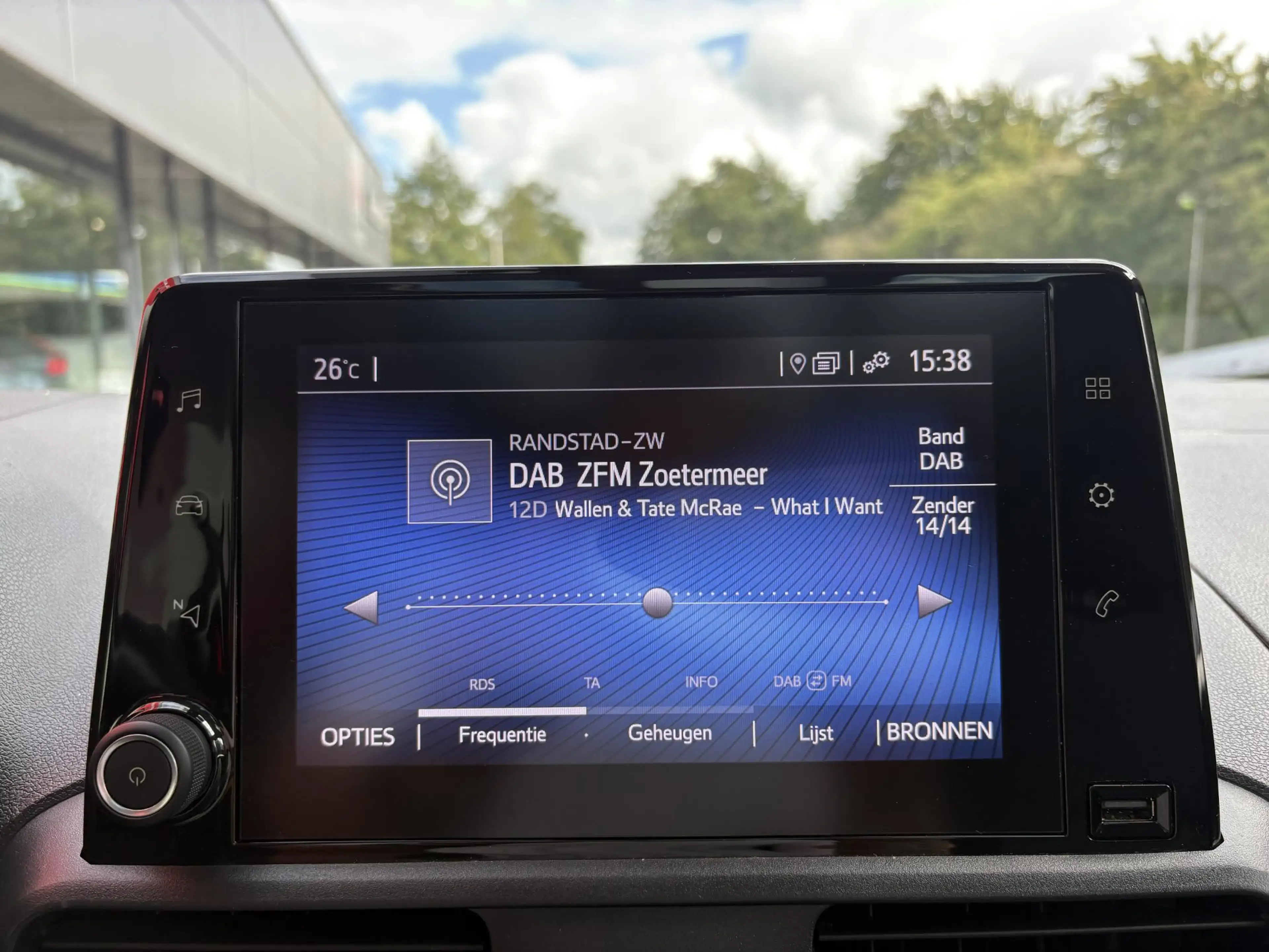 Toyota Proace City Verso 1.2 Turbo Dynamic — photo 22