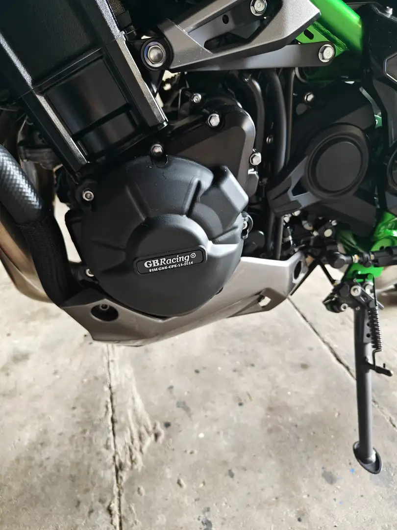 Kawasaki Z 900 Z900SE Groen - 2