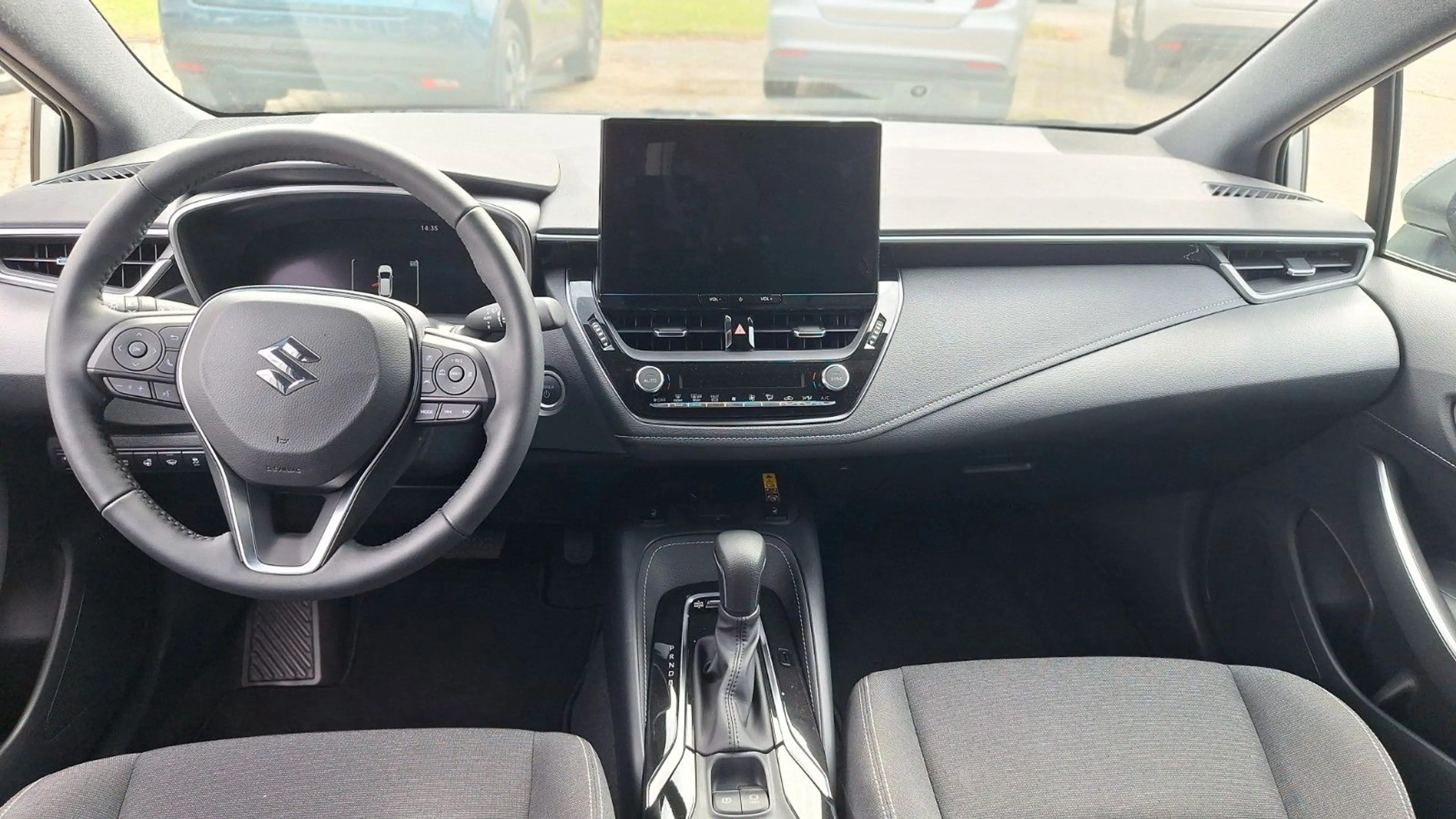 Suzuki Swace 1.8 Hybrid Comfort+ — photo 9