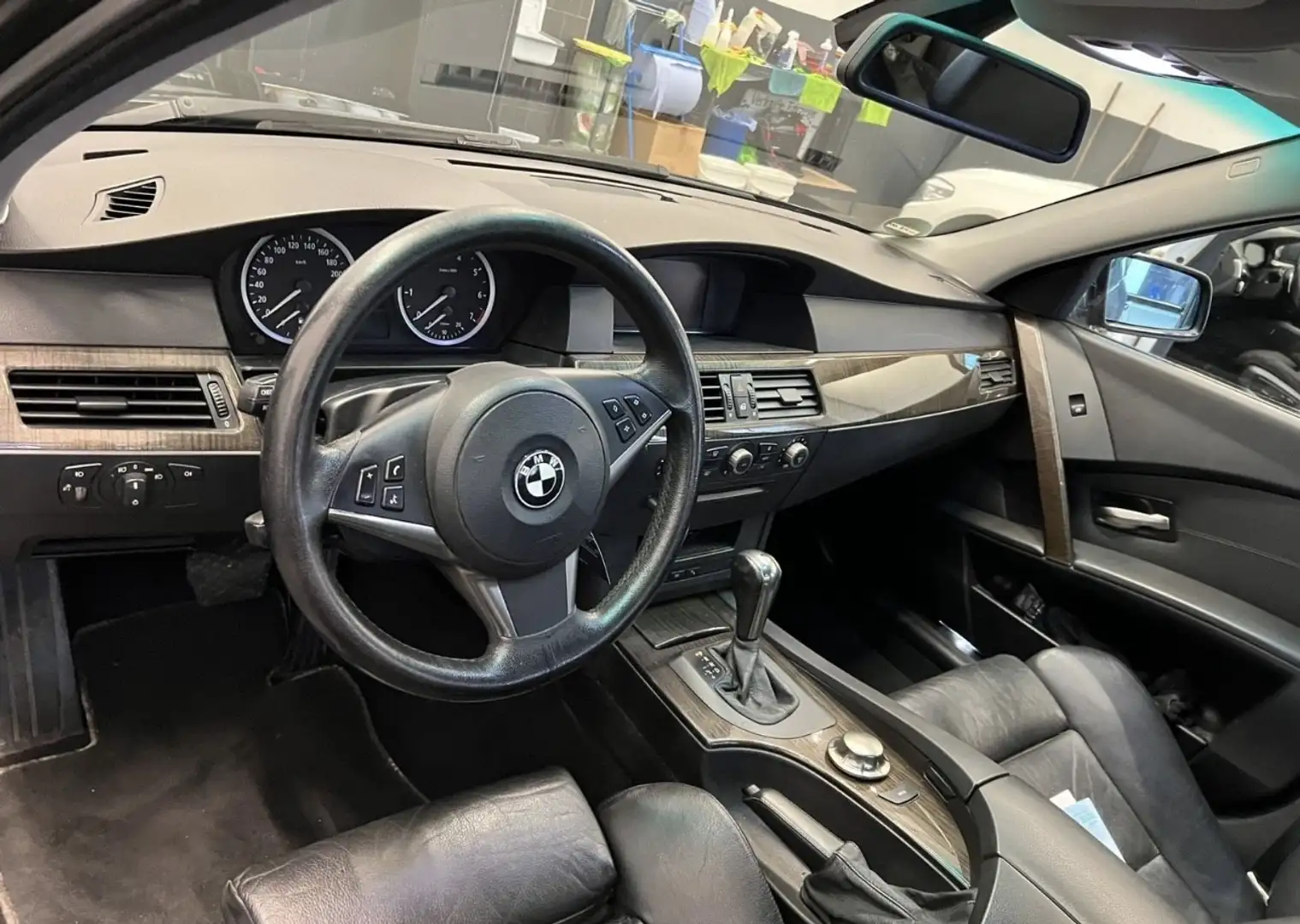 BMW 545 BMW 545 e60 - 2