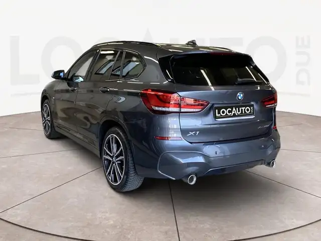 BMW X1 view 5