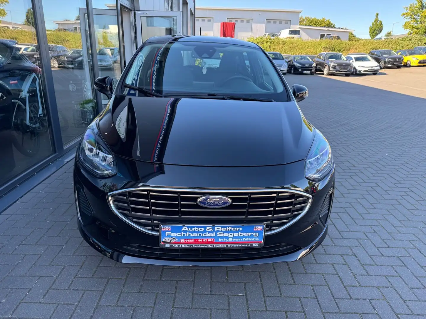 Ford Fiesta 1.0 EcoBoost AUTOMATIK Titanium*LED*NAVI Schwarz - 2