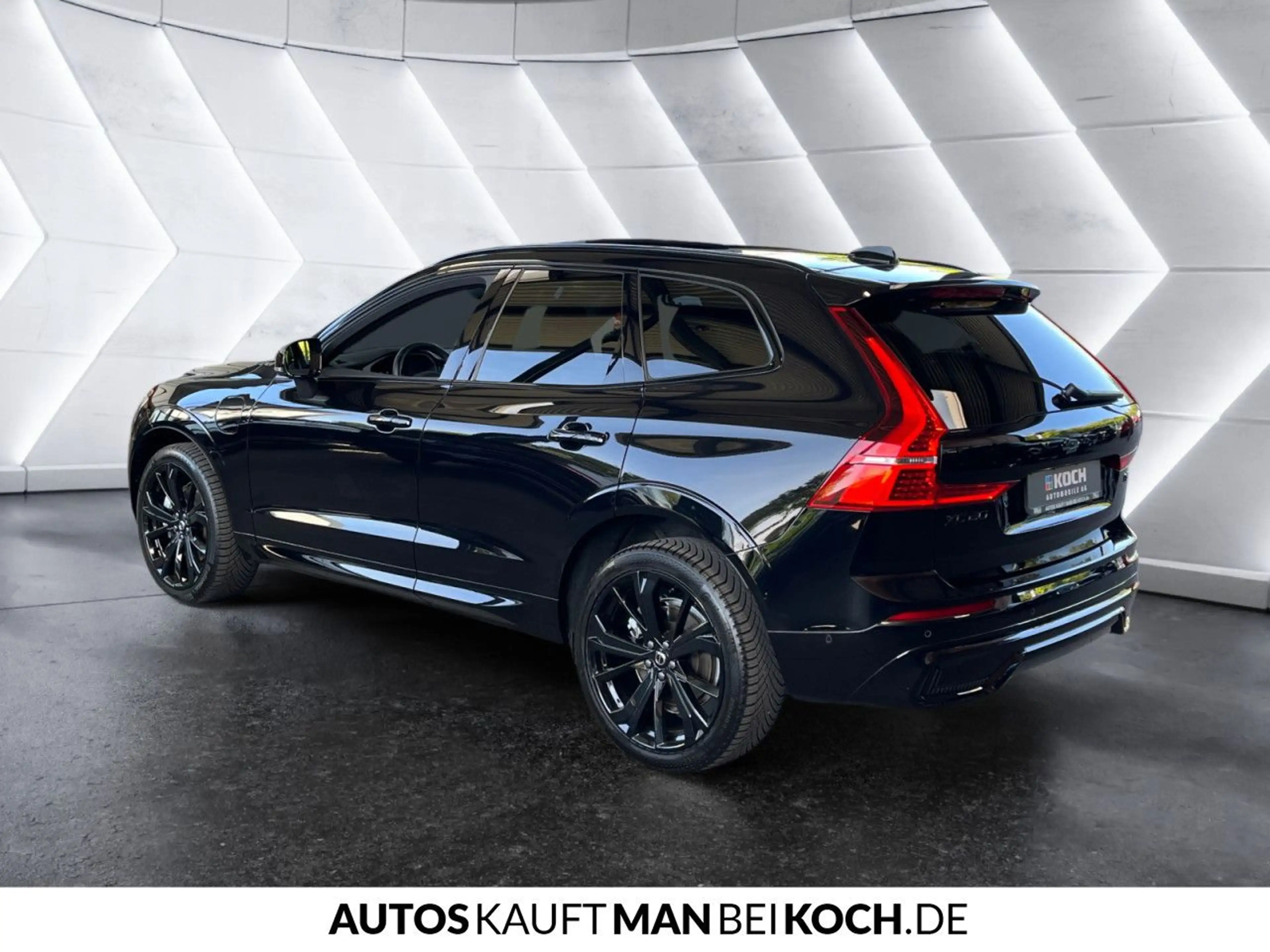 Volvo XC60 T6 AWD Plus Black Edition ACC BLIS H/K 360° — photo 4