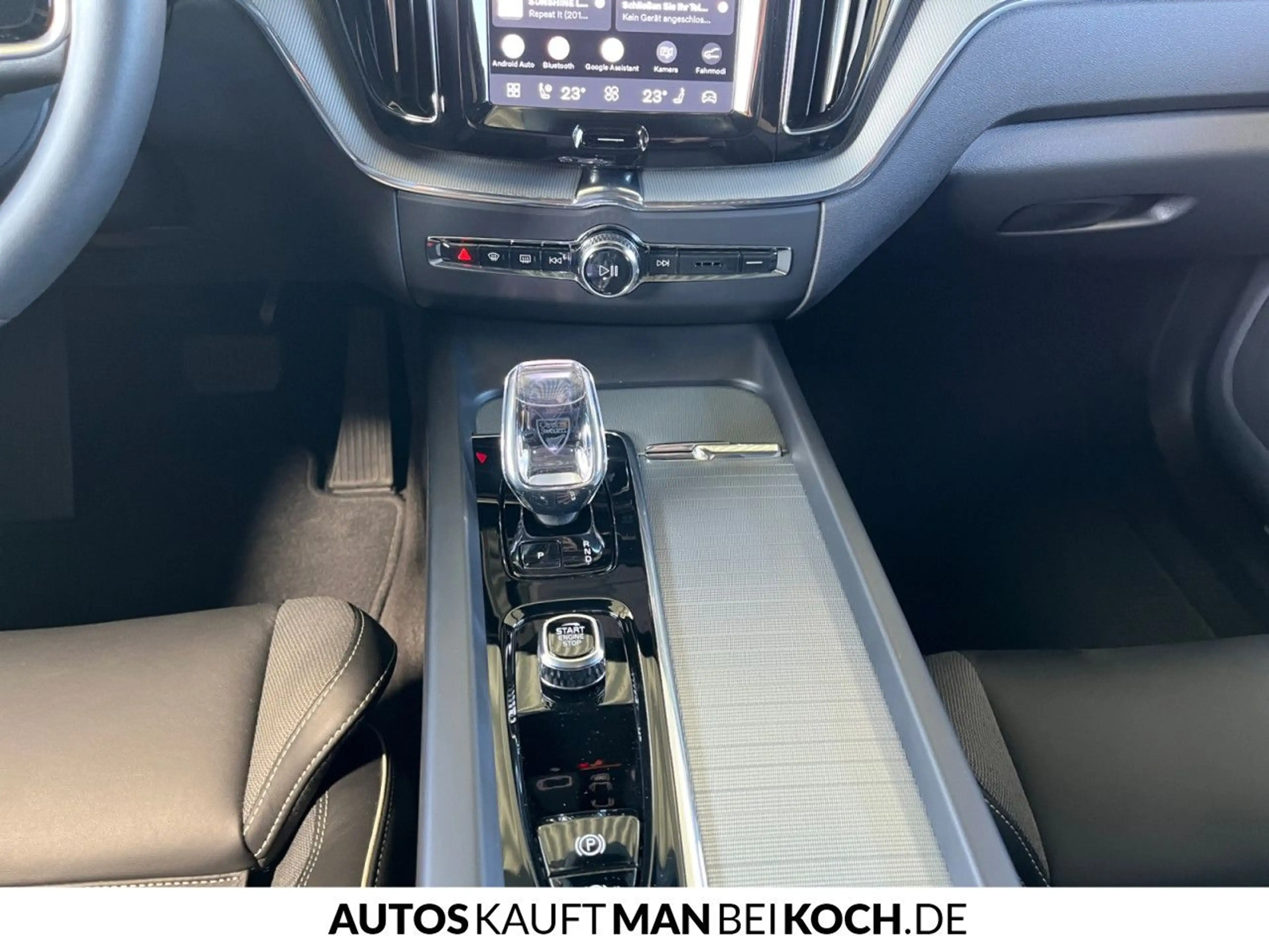 Volvo XC60 T6 AWD Plus Black Edition ACC BLIS H/K 360° — photo 11
