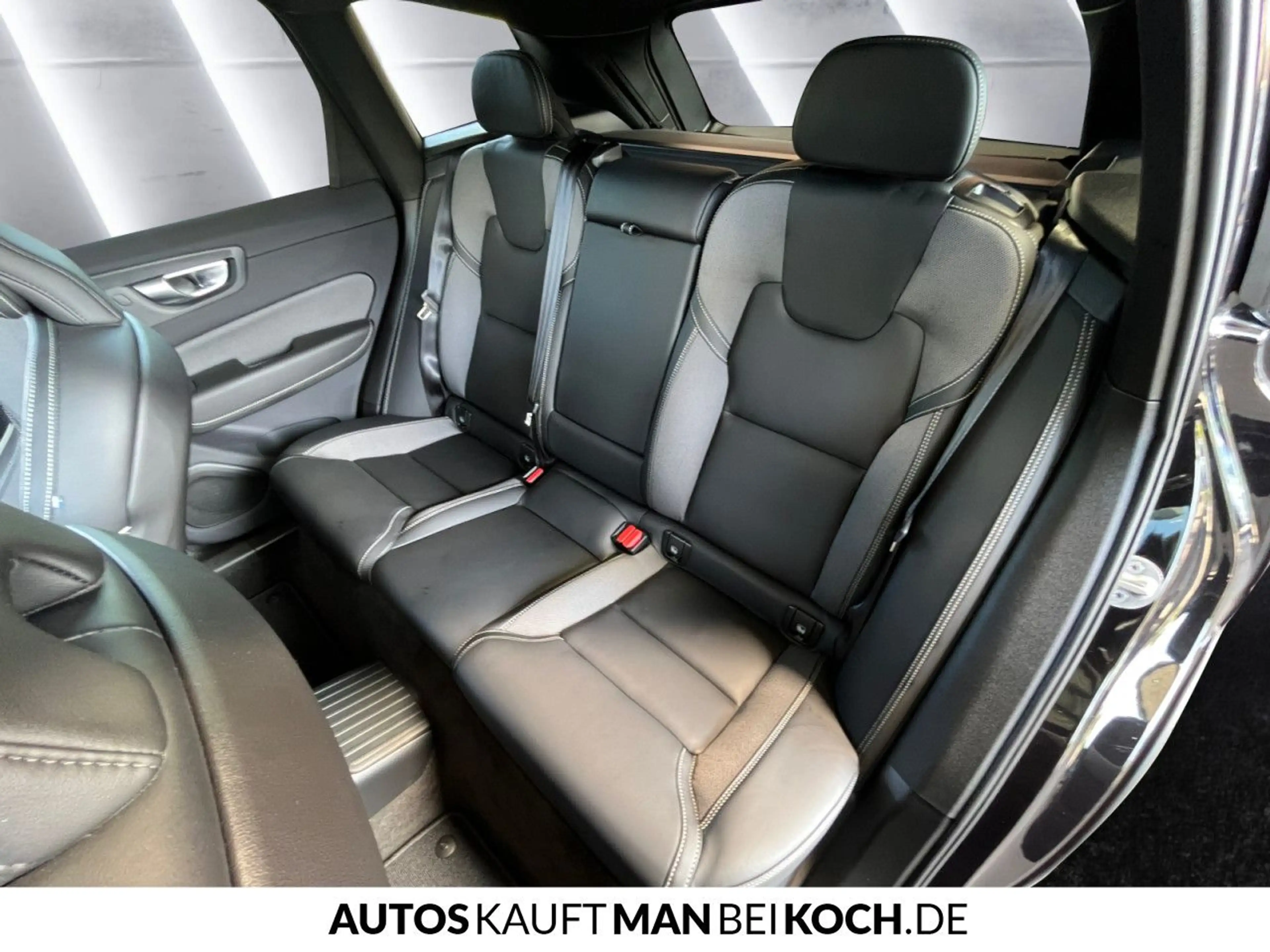 Volvo XC60 T6 AWD Plus Black Edition ACC BLIS H/K 360° — photo 8