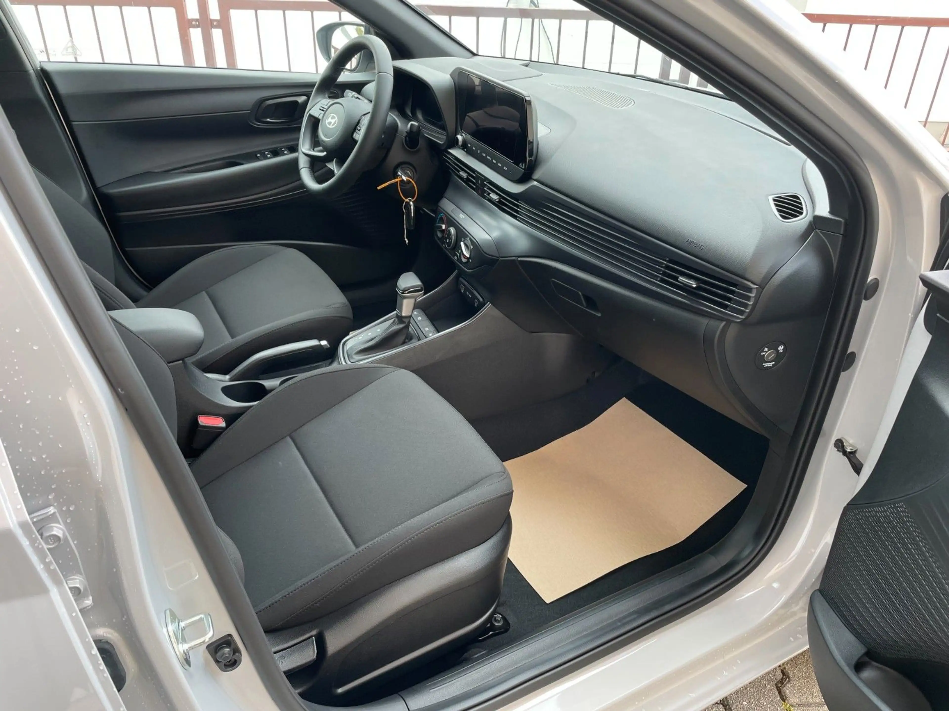 Hyundai i20 GO Plus Kamera AHK abn. LHZ 5 Jahre Garantie — photo 8