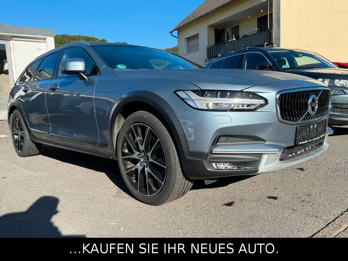 Volvo V90 Cross Country Pro AWD Blau - 2