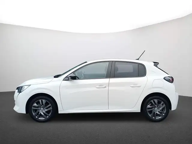 Peugeot 208 view 5