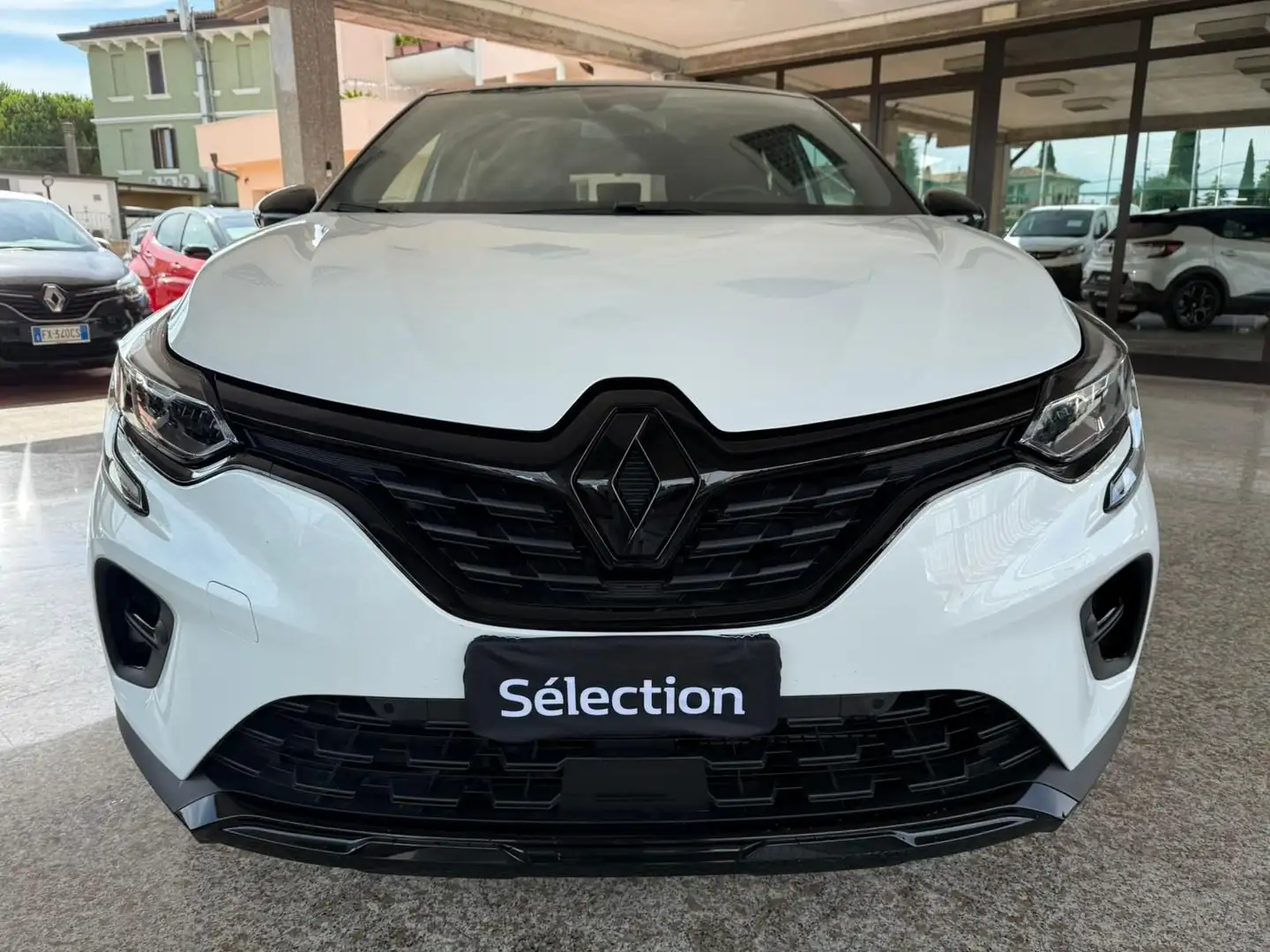 Renault Captur Plug-in Hybrid E-Tech 160CV Rive Gauche Weiß - 2