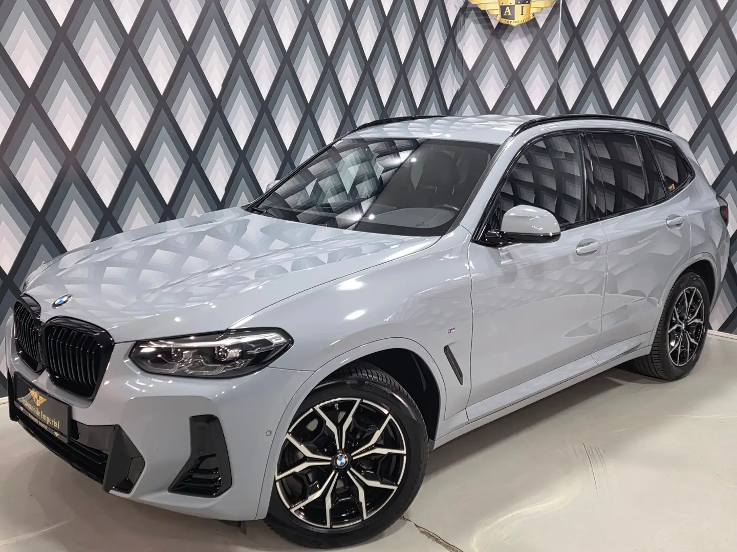BMW X3 sDrive18d Aut. //M-SPORT//1.BESITZ//STANDHEIZUNG// Grau - 2