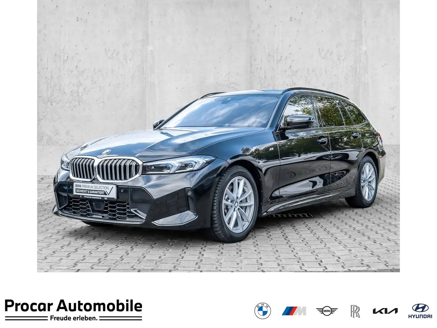 BMW 330 d xDrive Touring M Sport AHK Pano HuD DA PA+ Schwarz - 1