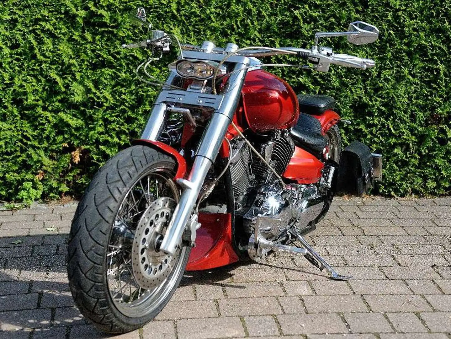 Yamaha XVS 1100 Dragstar Rood - 1