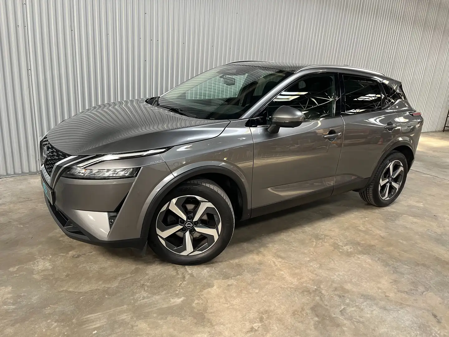 Nissan Qashqai Qashqai 1.3DIG-T MHEV N-Connecta*€ 15000 NETTO* Grijs - 2