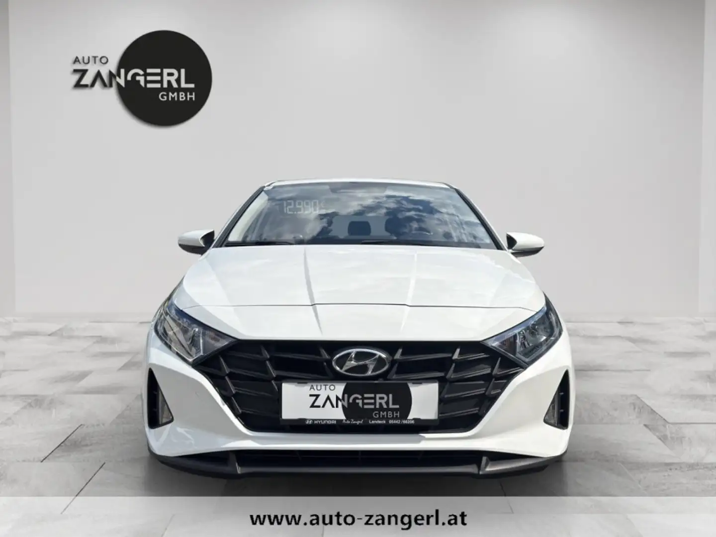 Hyundai i20 i-Line 1,2 MPI MT Weiß - 2
