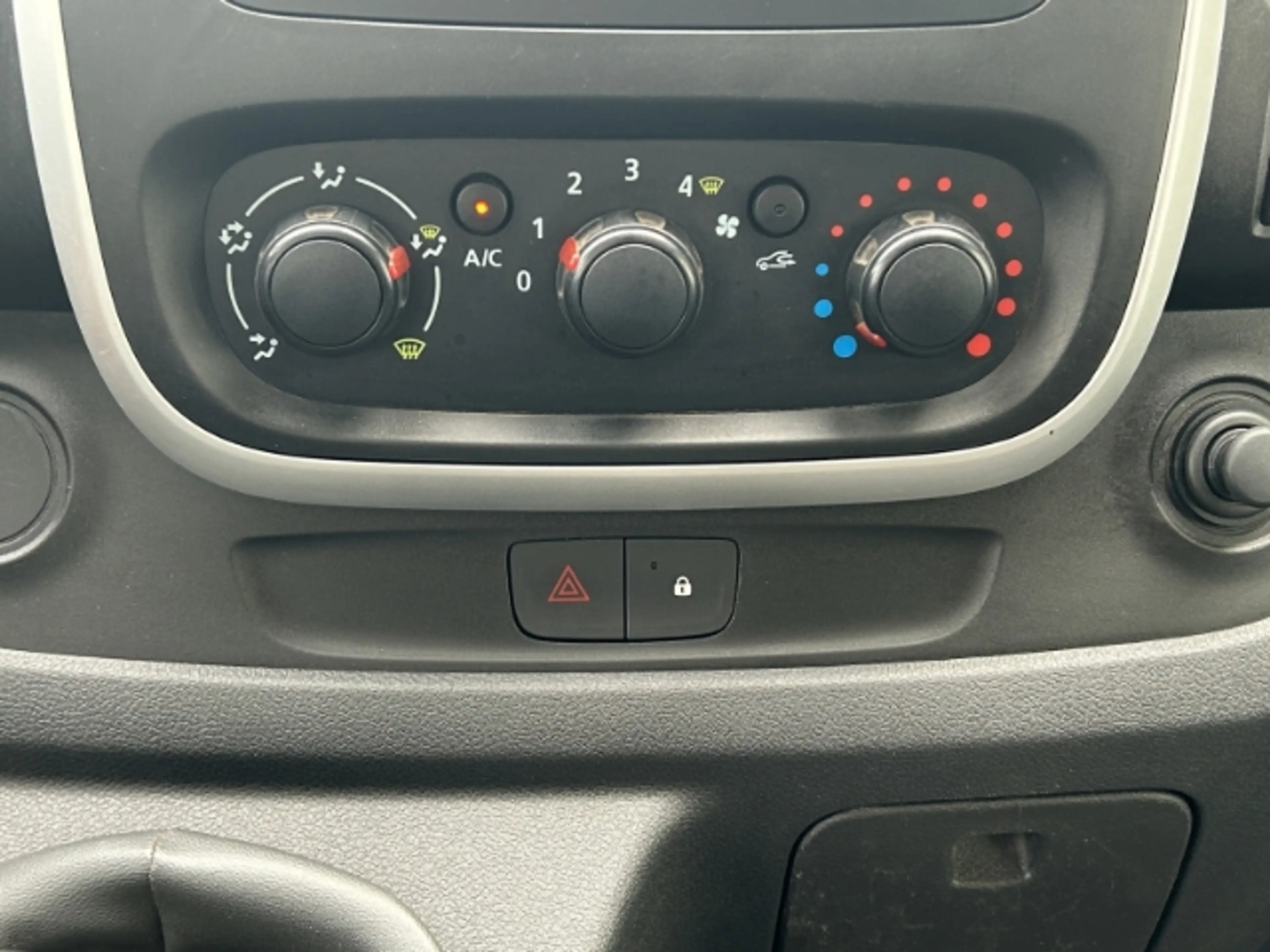 Fiat Talento L2H1 Multicab Snoeks/Rückfahrkamera/Navi/AHK — photo 14