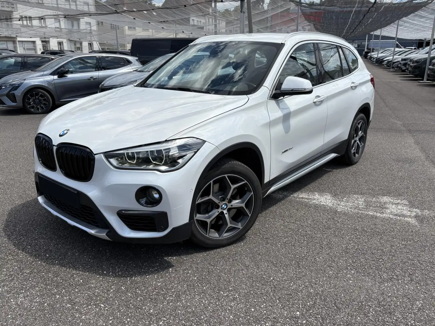 BMW X1 (F48) XDRIVE25D XLINE BVA8 Blanc - 1
