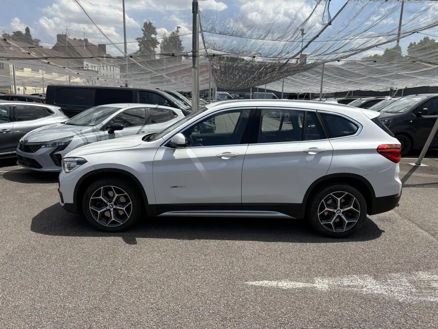 BMW X1 (F48) XDRIVE25D XLINE BVA8 Blanc - 2