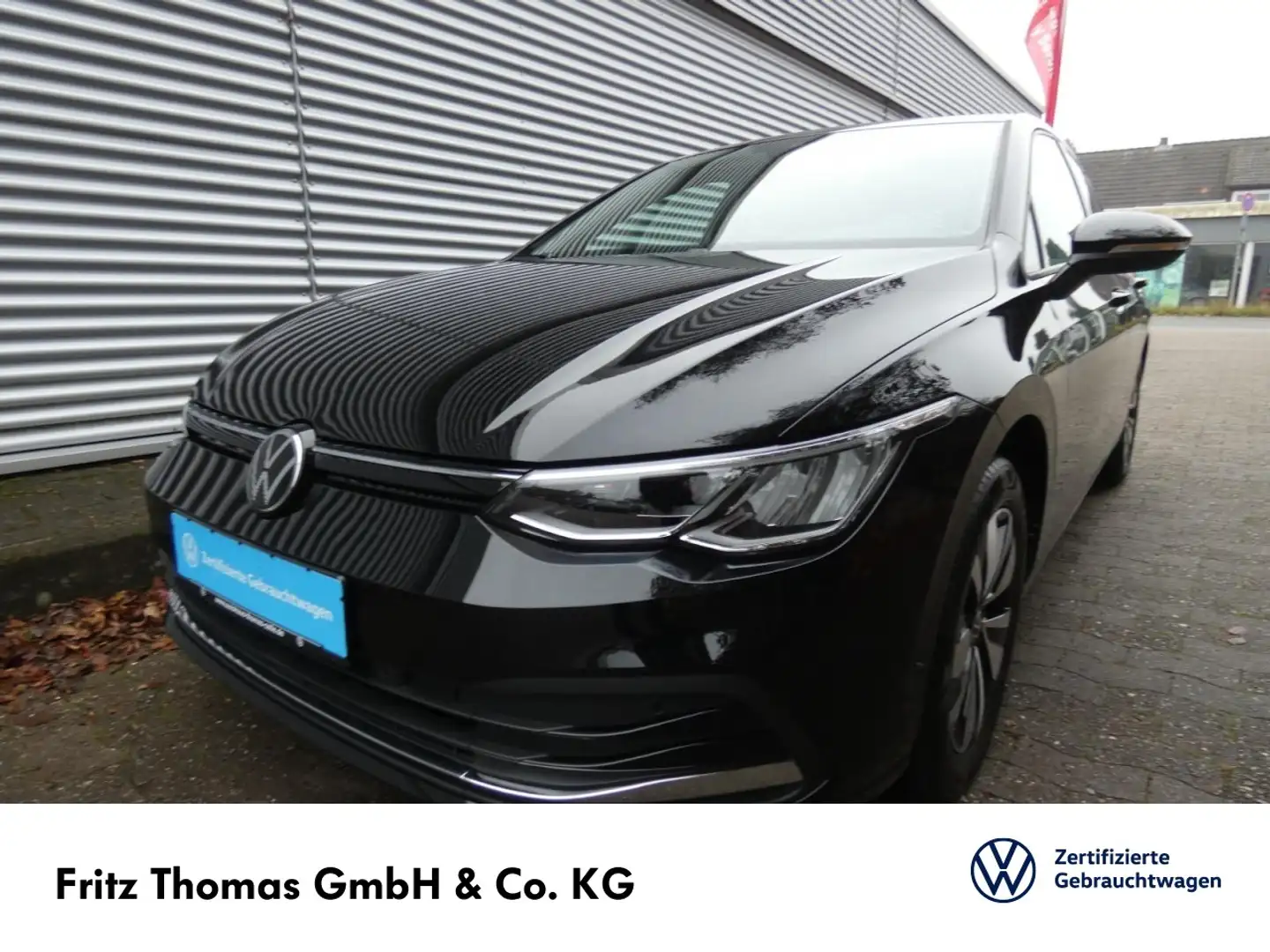 Volkswagen Golf VIII 2.0 TDI DSG Move LED Navi PDC SHZ Klima Schwarz - 2