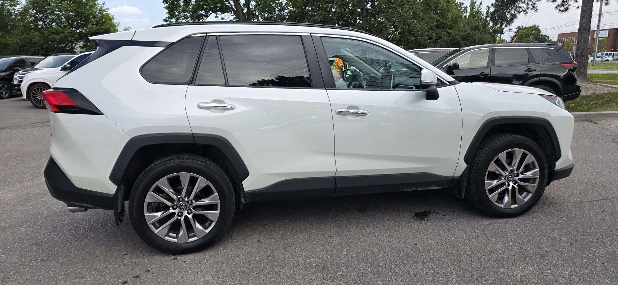 2019 Toyota RAV4 AWD Limited-NO ACCIDENT-LEATHER-SUNROOF-BLIND SPOT — снимка 1