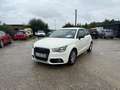 Audi A1 attraction Weiß - thumbnail 1