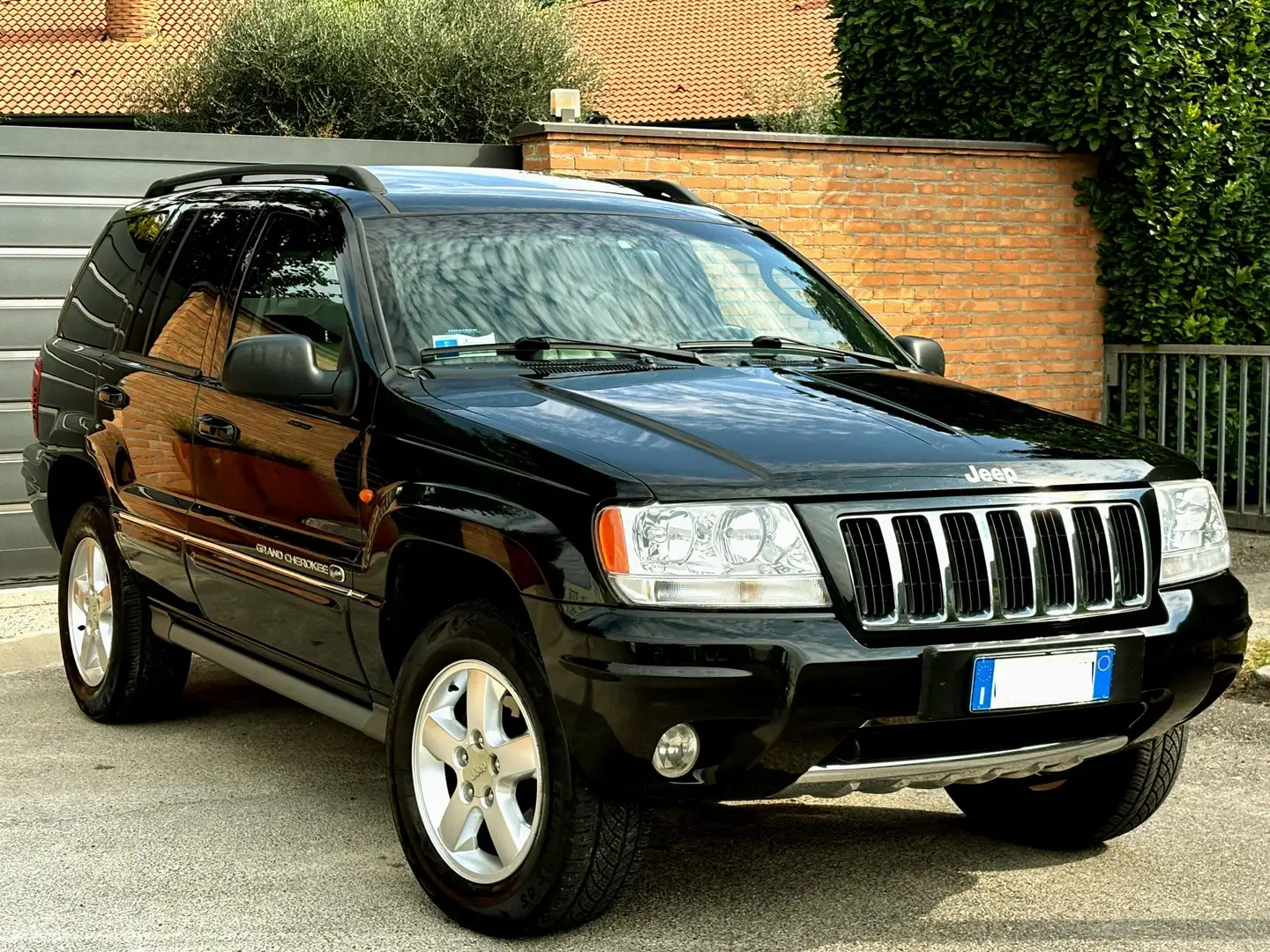 Jeep Grand Cherokee 2.7D aut-AUTOCARRO 5POSTI-Pelle Grigia, Tetto-2005 Nero - 1