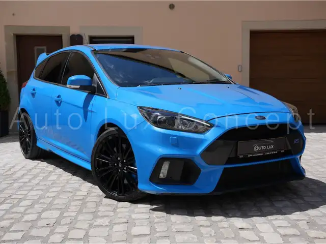 Ford Focus view 2