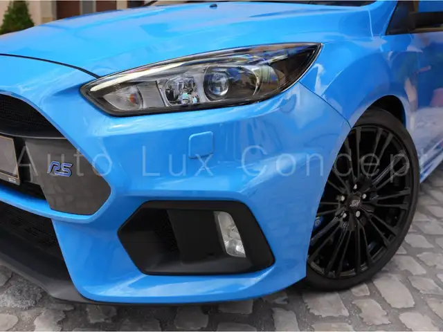 Ford Focus view 12