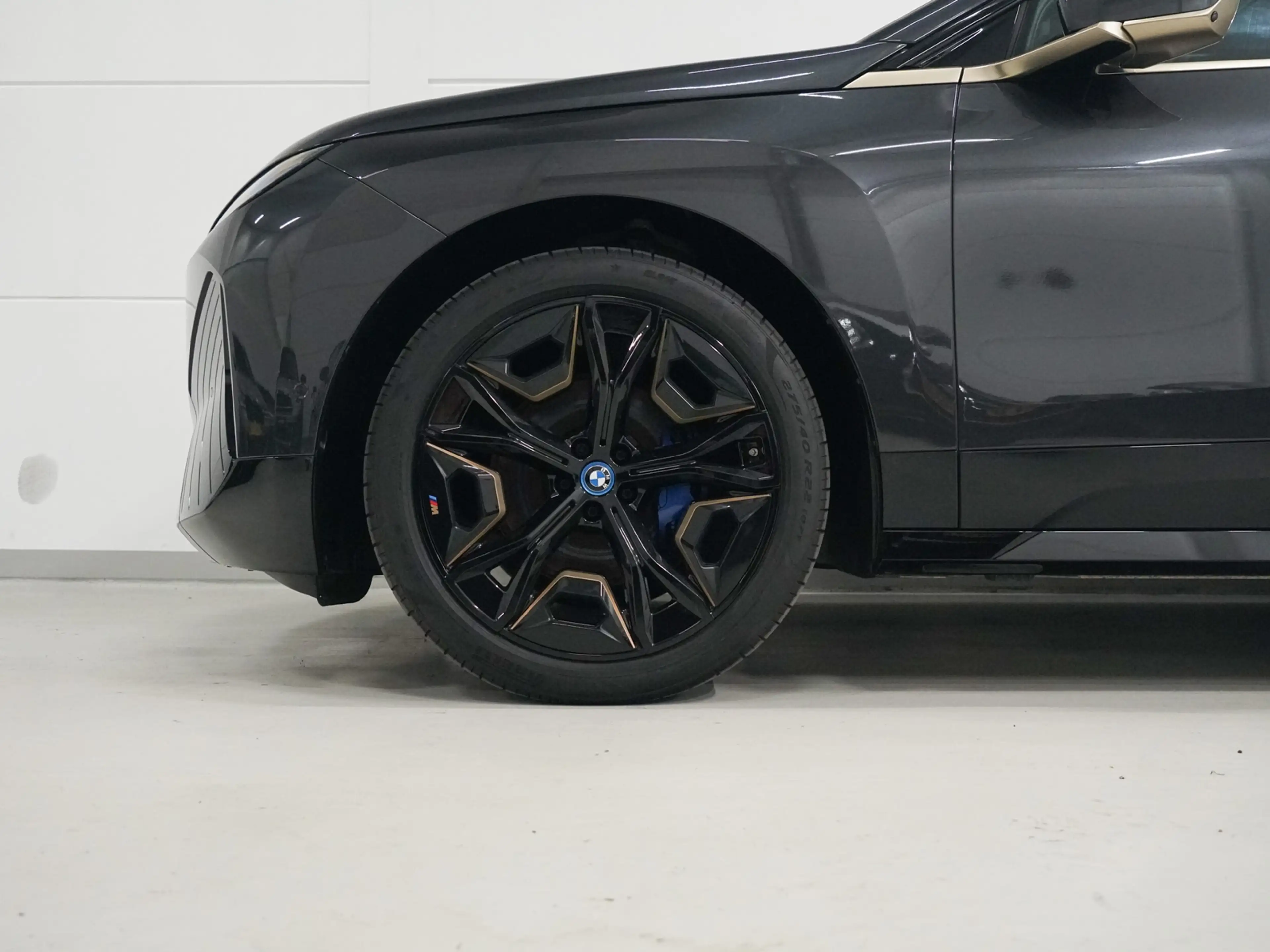 BMW iX xDrive40 Skylounge | CoPilot | Elektr. Trekhaak | — photo 42