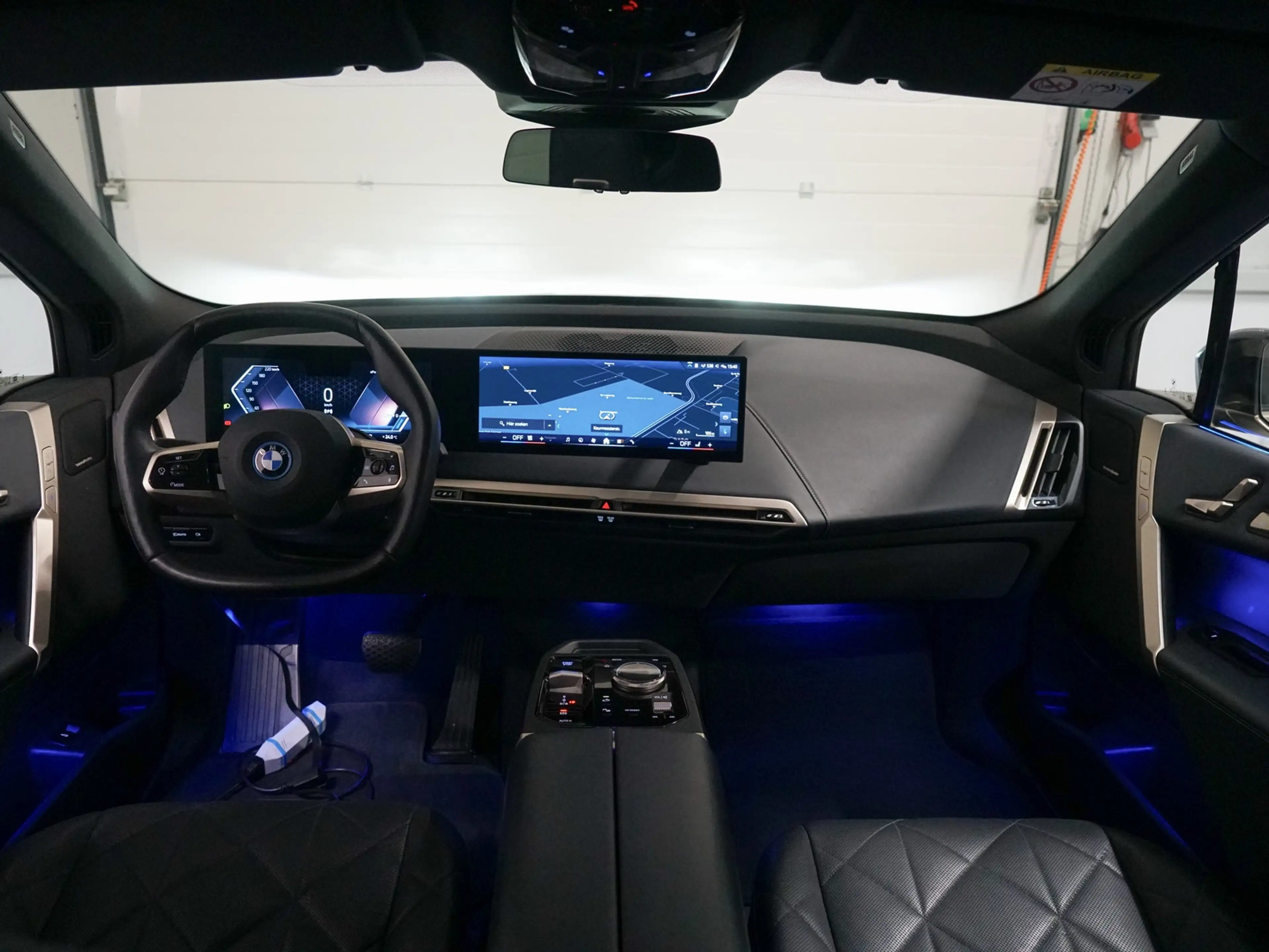 BMW iX xDrive40 Skylounge | CoPilot | Elektr. Trekhaak | — photo 10