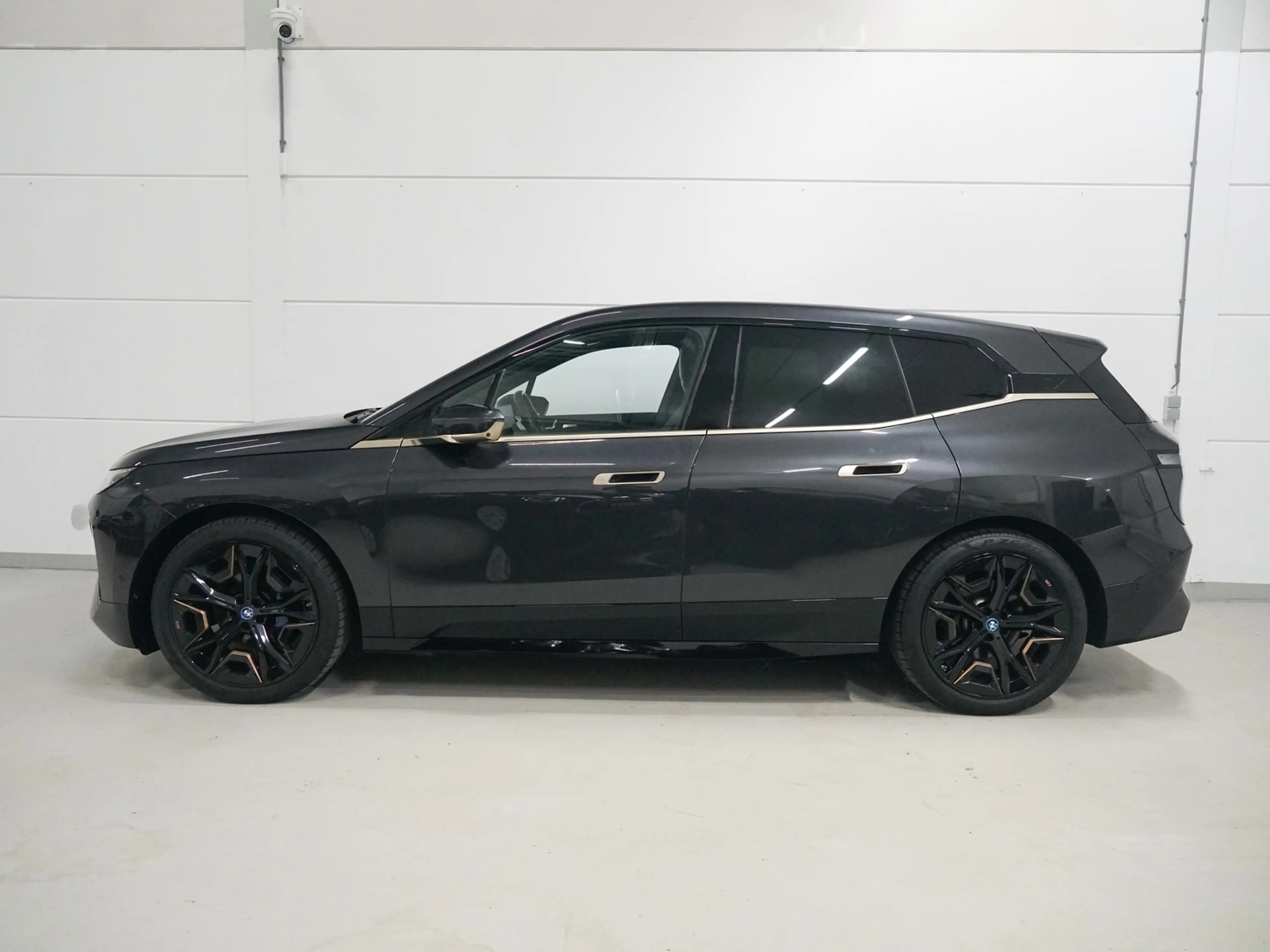 BMW iX xDrive40 Skylounge | CoPilot | Elektr. Trekhaak | — photo 5