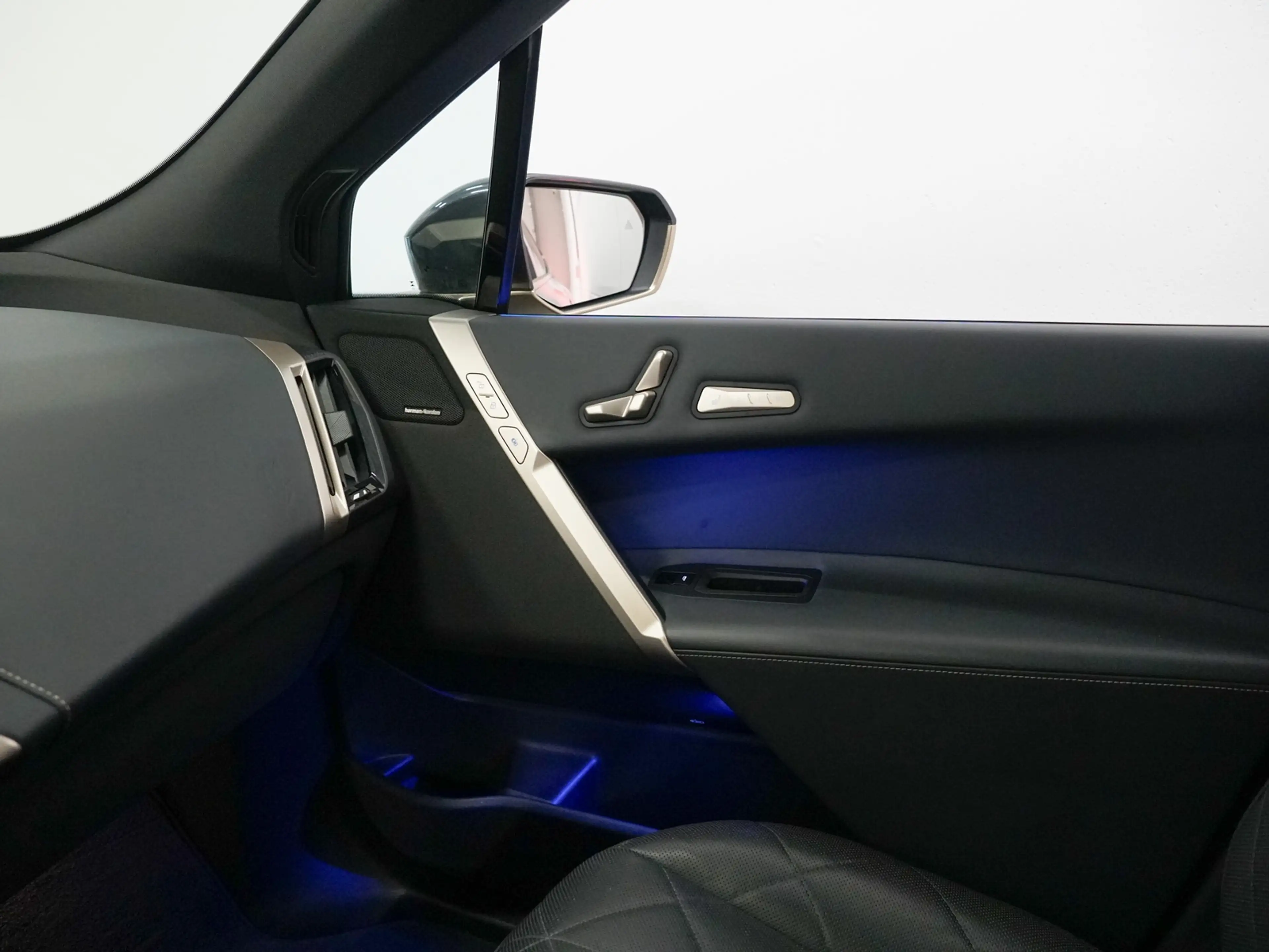 BMW iX xDrive40 Skylounge | CoPilot | Elektr. Trekhaak | — photo 25
