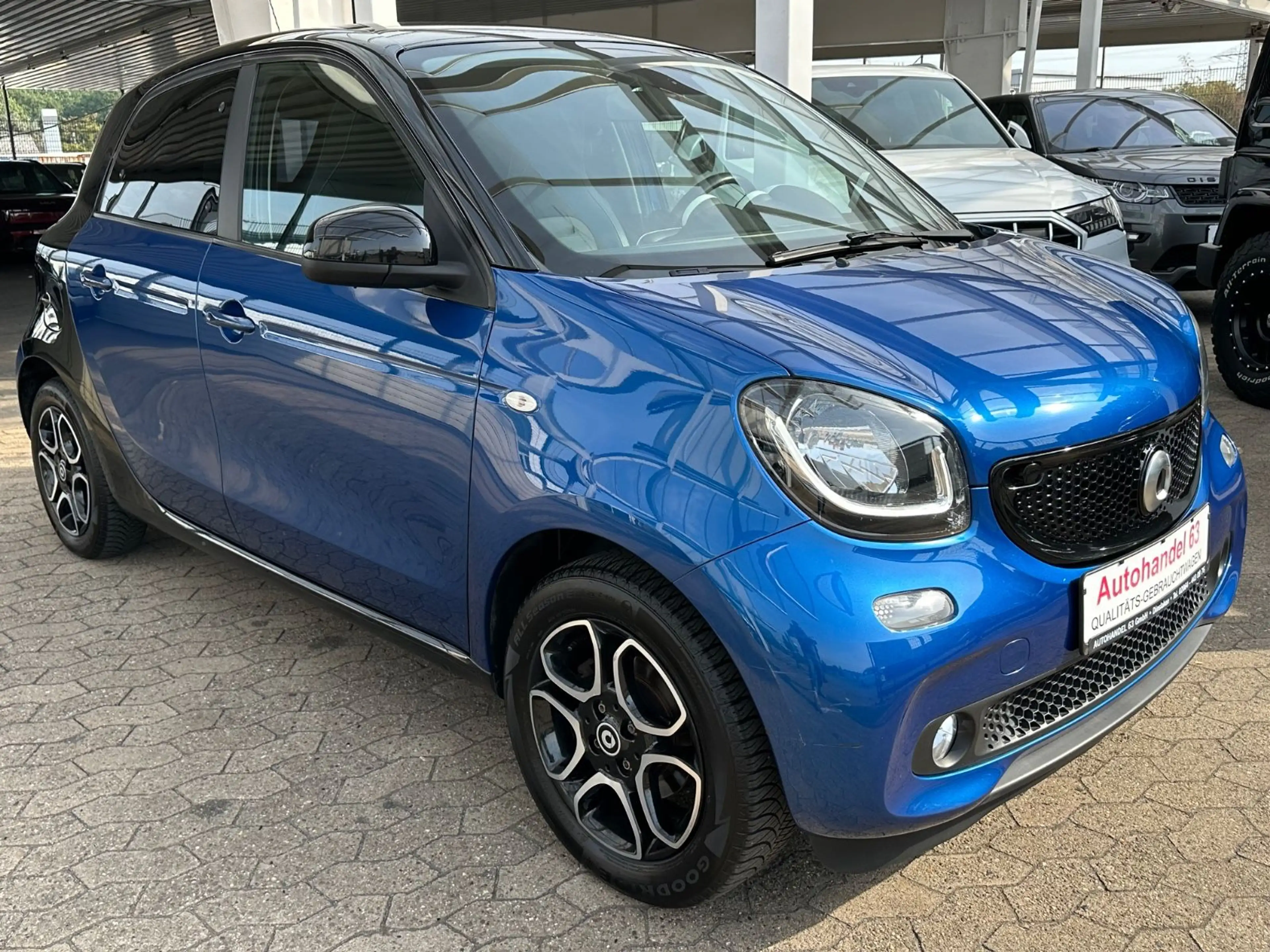 smart forFour forfour*92TKM*Leder*Navi*Alu*Funk*Sitzhe — photo 2