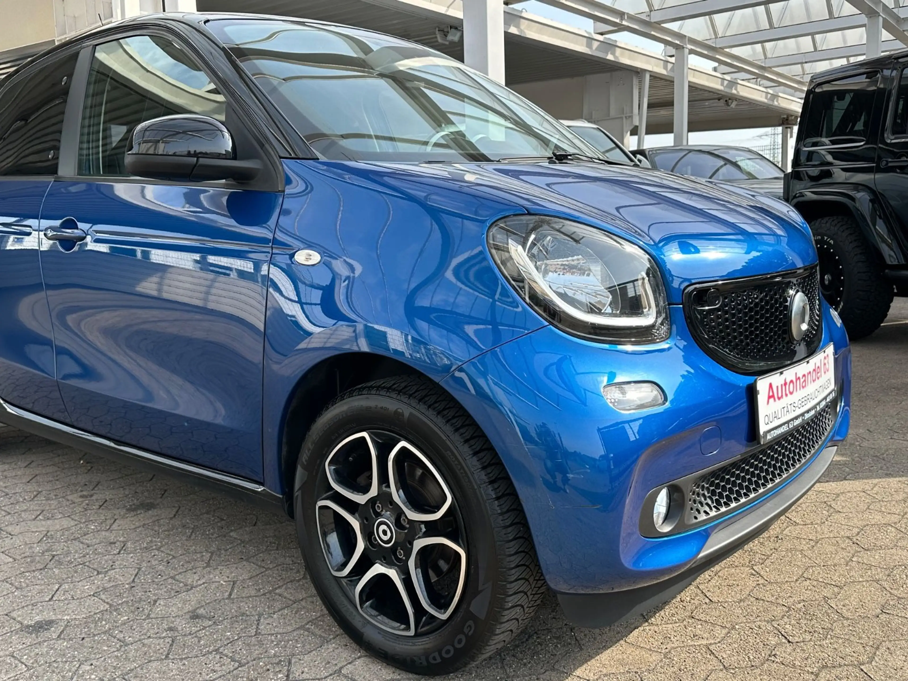 smart forFour forfour*92TKM*Leder*Navi*Alu*Funk*Sitzhe — photo 3