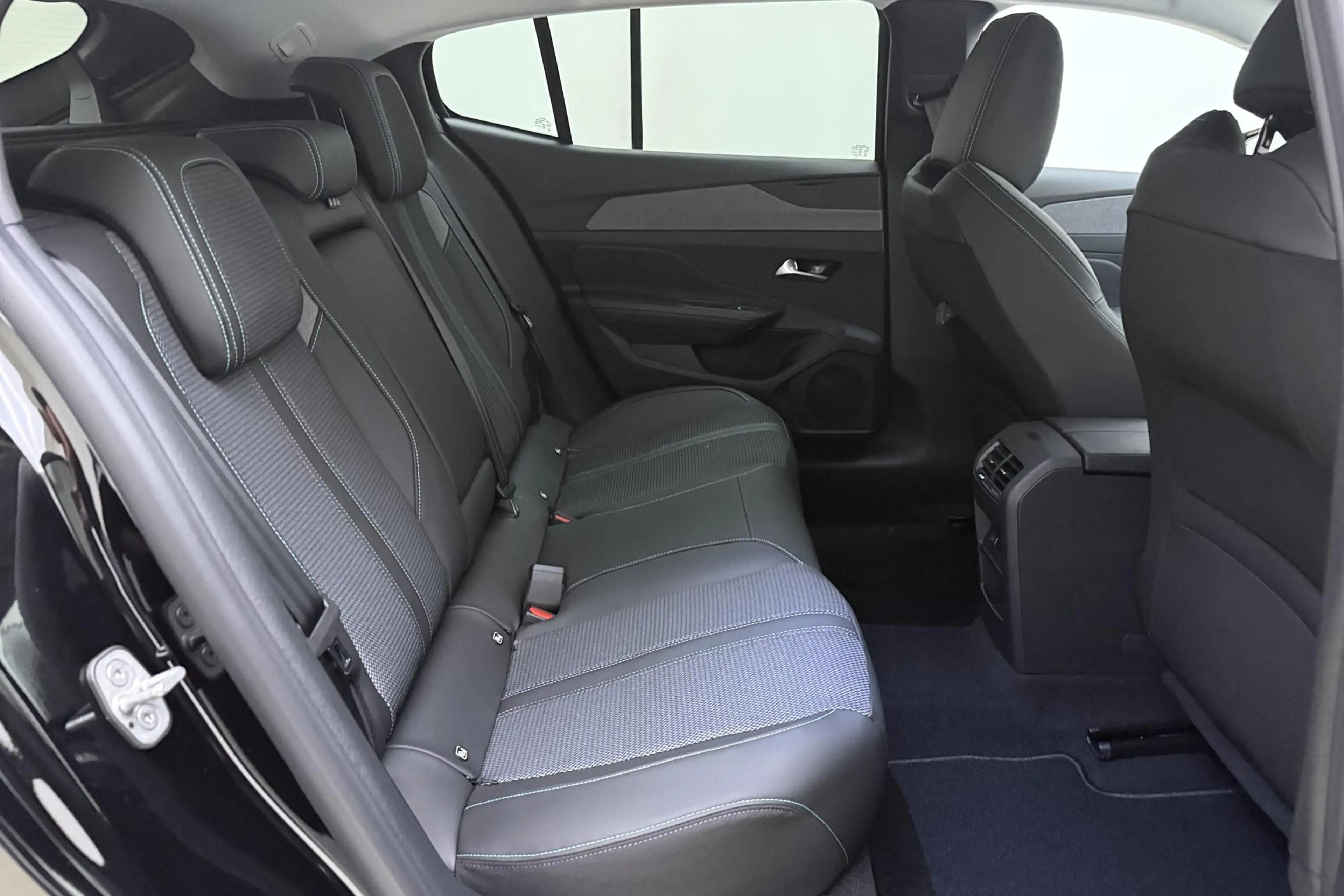 Peugeot 408 1.6 HYbrid 225 e-DSC7 Allure DEMO ZONDER KMS! l Wi — photo 14