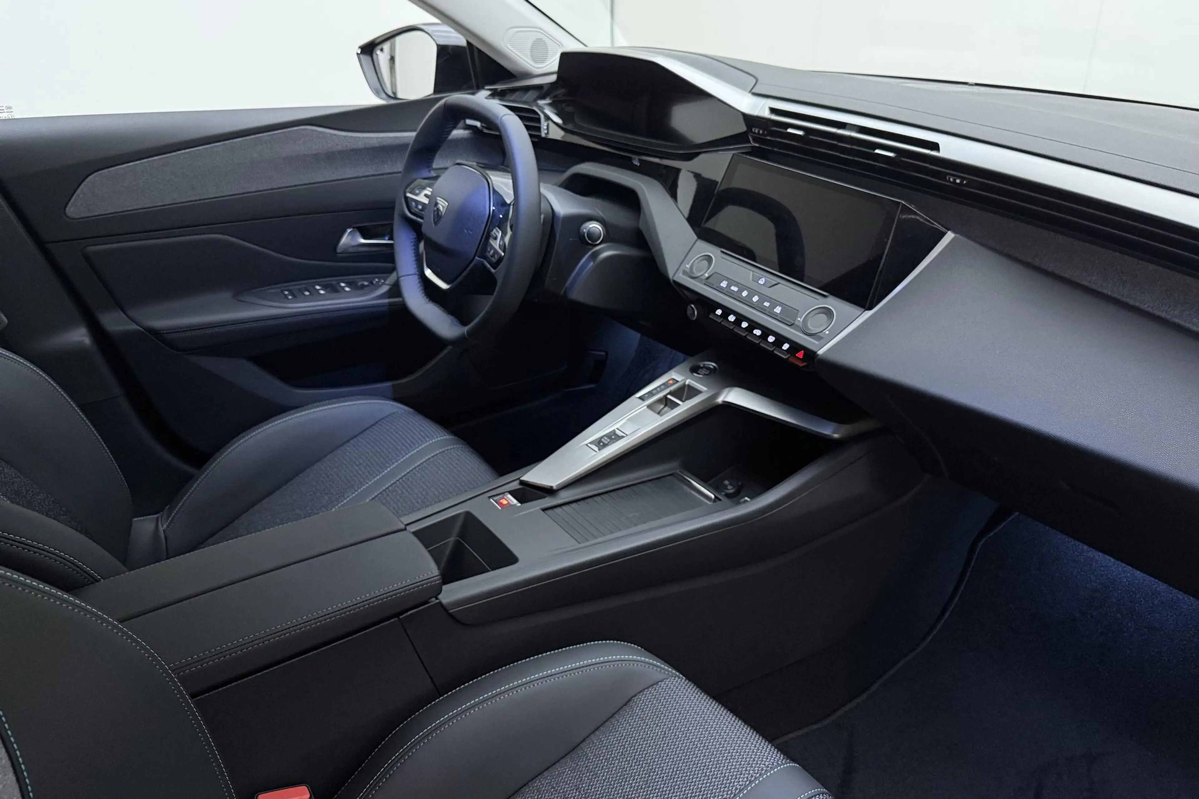 Peugeot 408 1.6 HYbrid 225 e-DSC7 Allure DEMO ZONDER KMS! l Wi — photo 3