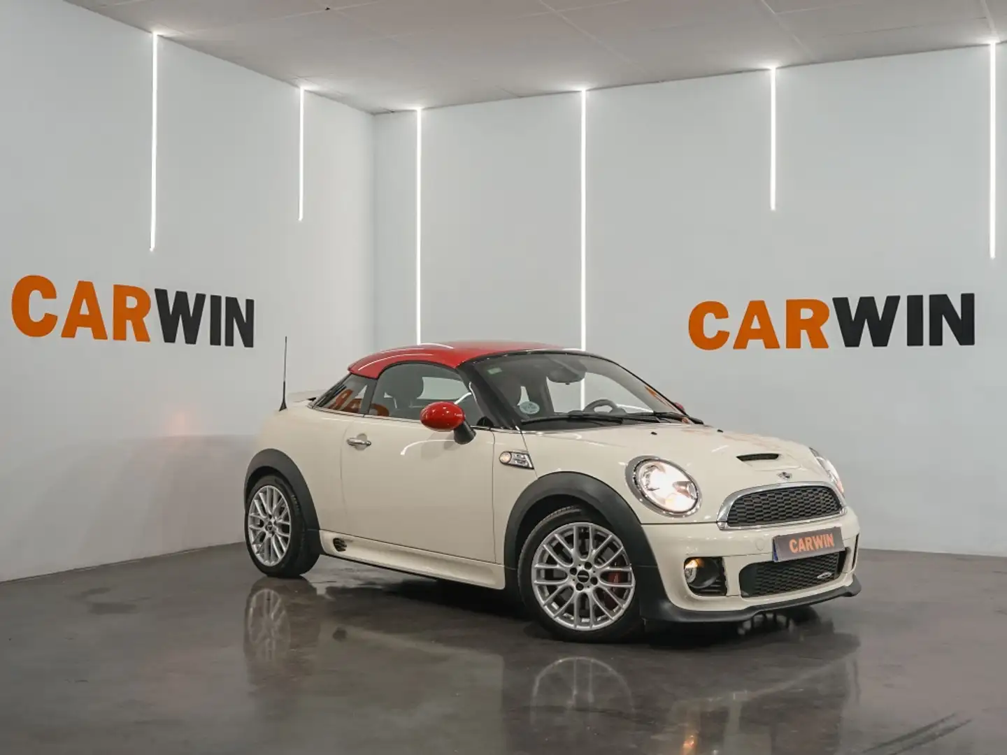 MINI John Cooper Works Coupé Beige - 1