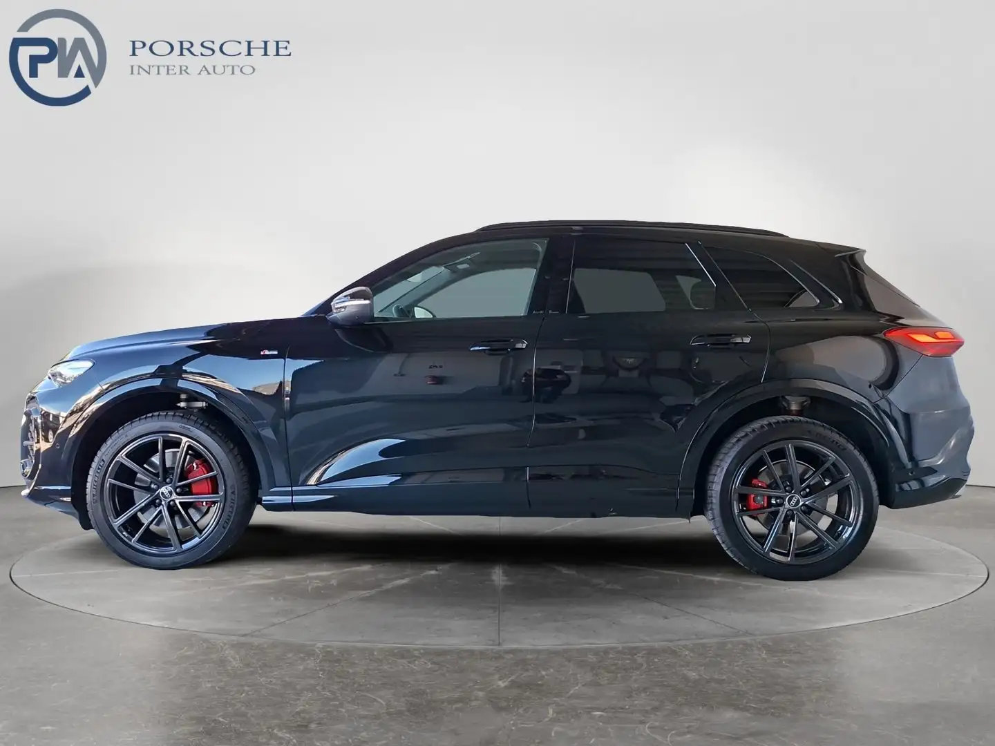 Audi Q5 SUV TDI quattro 150 kW Schwarz - 2