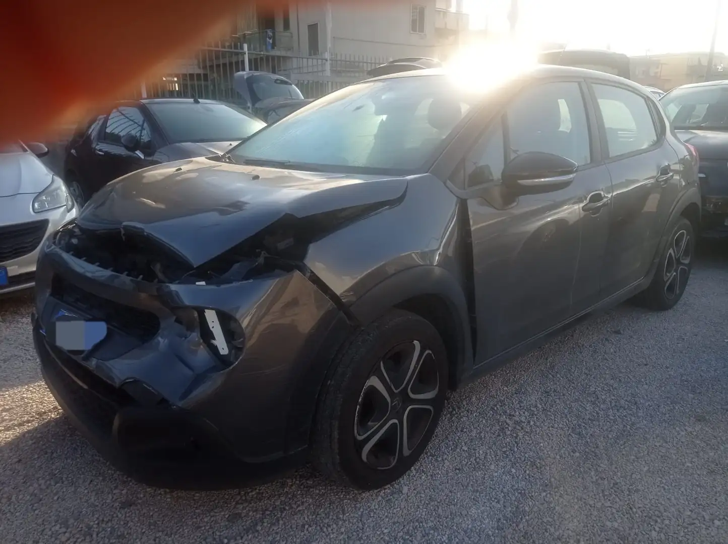 Citroen C3 C3 III 2017 1.2 puretech Shine 82cv Gris - 2