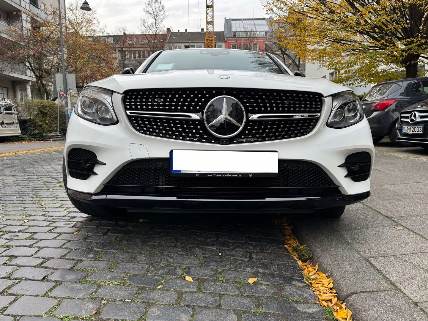 Mercedes-Benz GLC 43 AMG AMG GLC Coupe 43 4Matic 9G-TRONIC Белый - 2