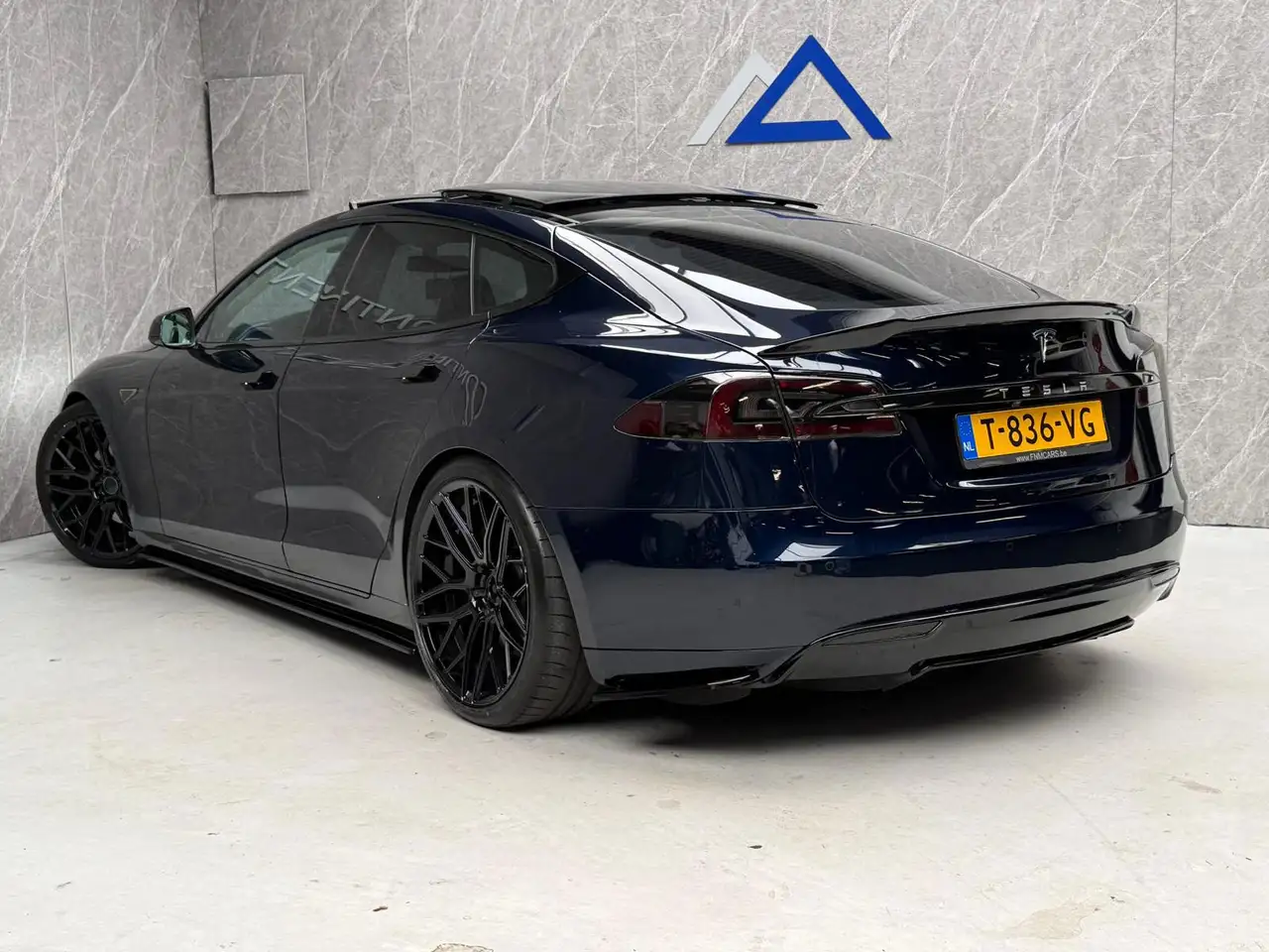 Tesla Model S 85 421ch - Supercharge gratuite - Soh 90% - Batterie changée - Toit ouvrant - Pack Maxton - Autonomie 345km