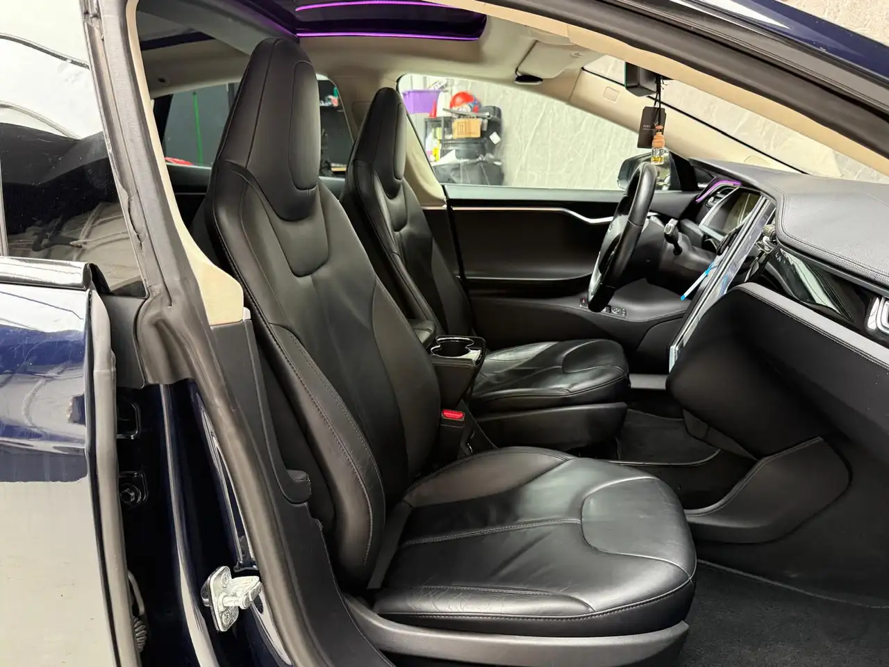 Tesla Model S 85 421ch - Supercharge gratuite - Soh 90% - Batterie changée - Toit ouvrant - Pack Maxton - Autonomie 345km